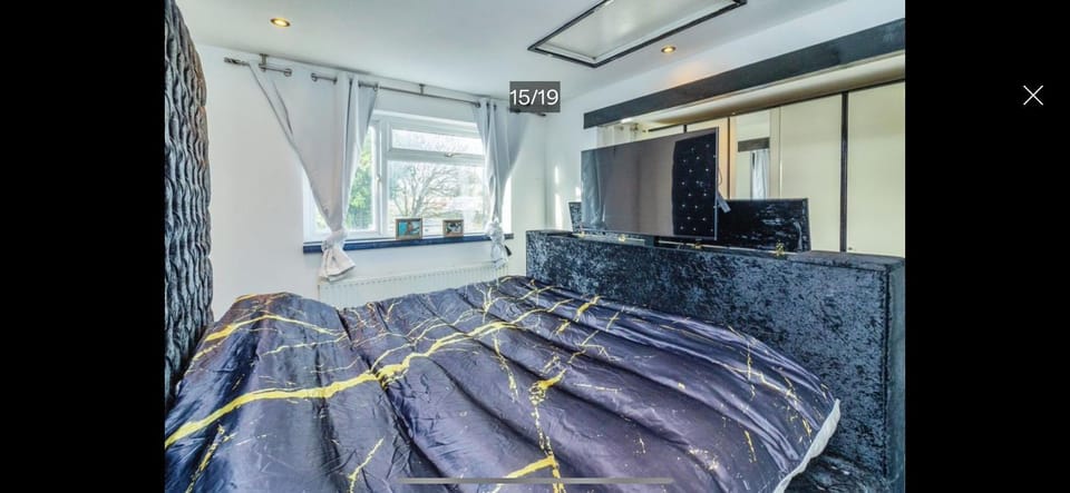 House, trident drive Bed and Breakfast in Luton