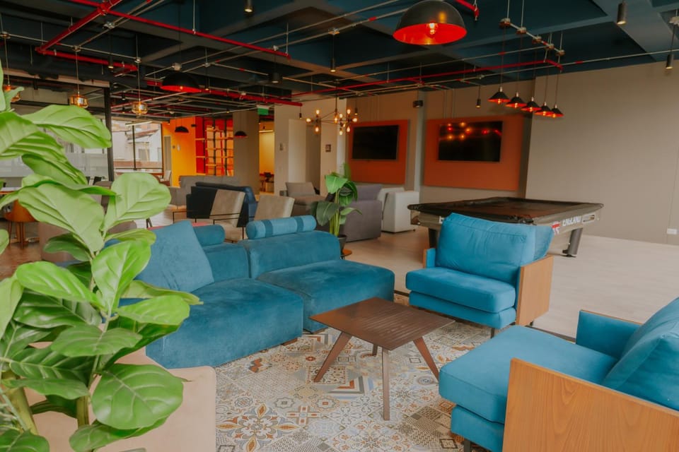 Communal lounge/ TV room, Game Room, TV and multimedia, Seating area