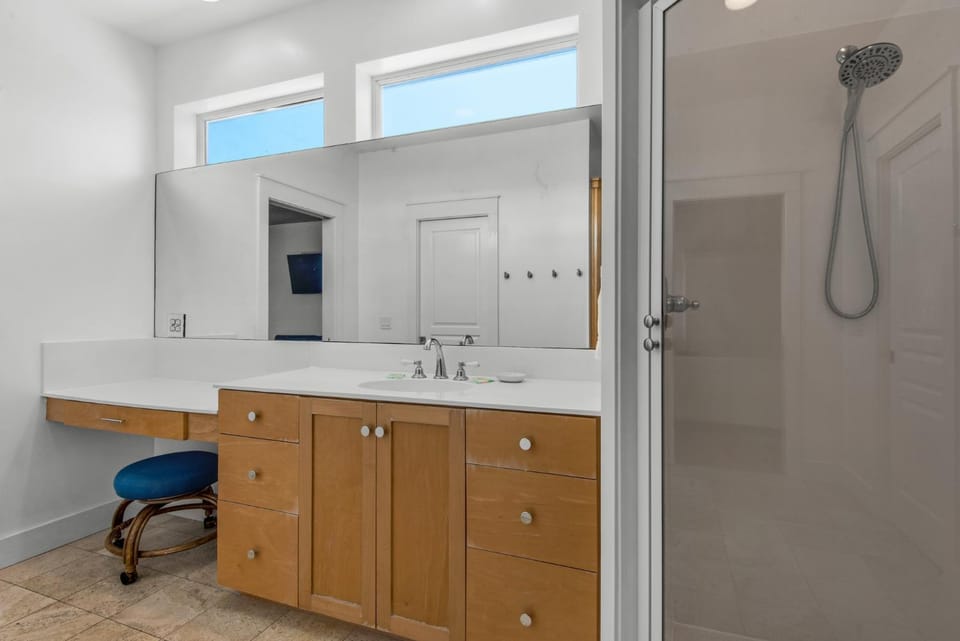 Sea La Vie by Gulf Coast Getaways House in Pensacola Beach
