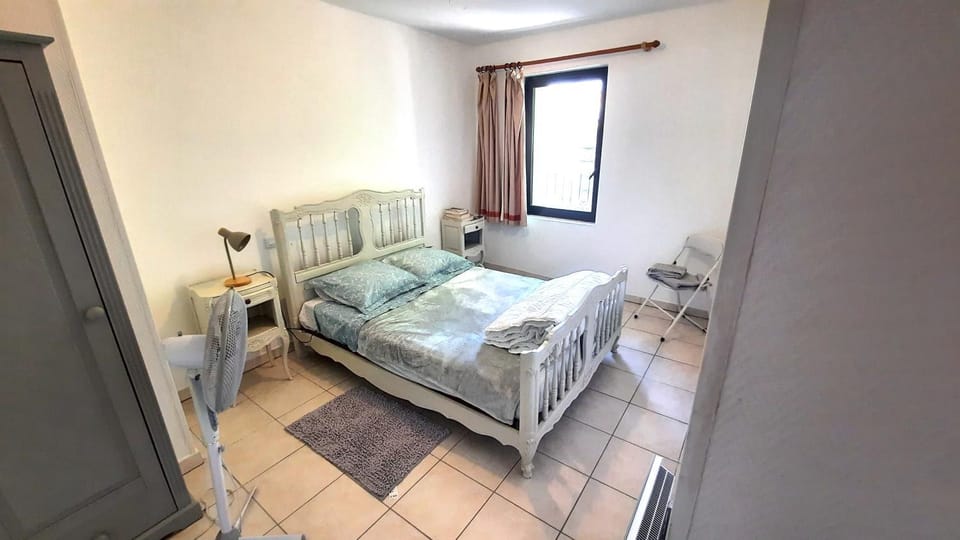 Appartement Gîte dans magnifique petit village de campagne à 20 minutes de la mer Apartment in Occitanie