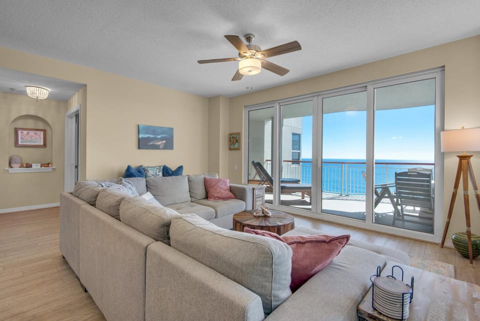 Sea Turtle Escape by Gulf Coast Getaways Apartment in Pensacola Beach