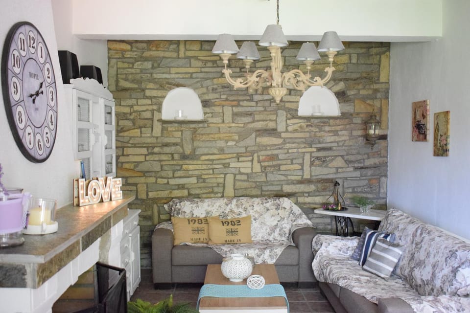 Communal lounge/ TV room, Decorative detail