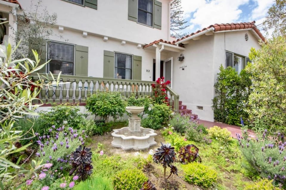 Garden, Garden view