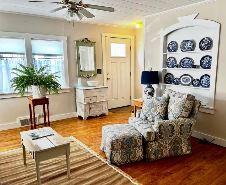 Cozy Capen Cottage House in Eastport