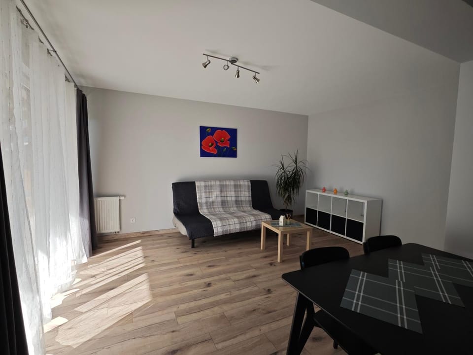 Balcony/Terrace, Living room, Photo of the whole room, Seating area, Dining area, furniture