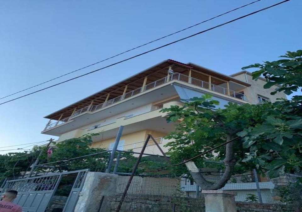 Property building, Day, View (from property/room), Balcony/Terrace