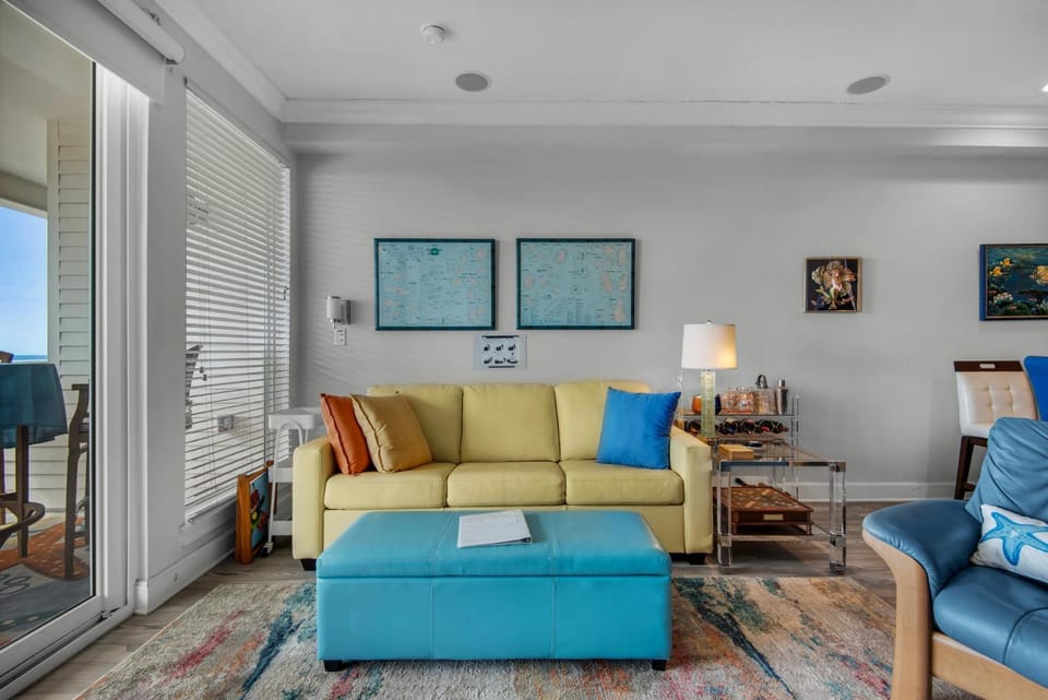 Stay and Play by Gulf Coast Getaways Apartment in Pensacola Beach