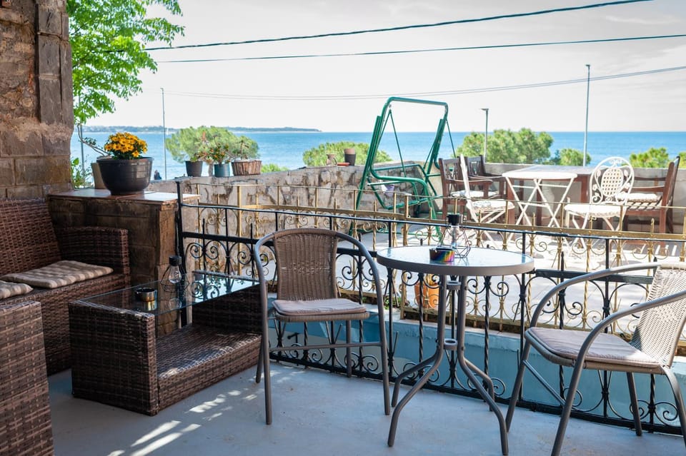 Patio, Sea view