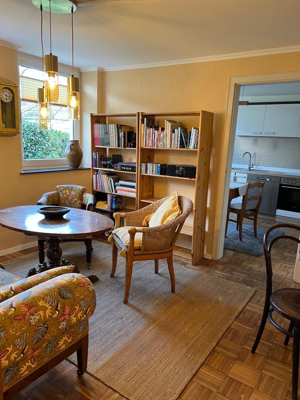Living room, Seating area