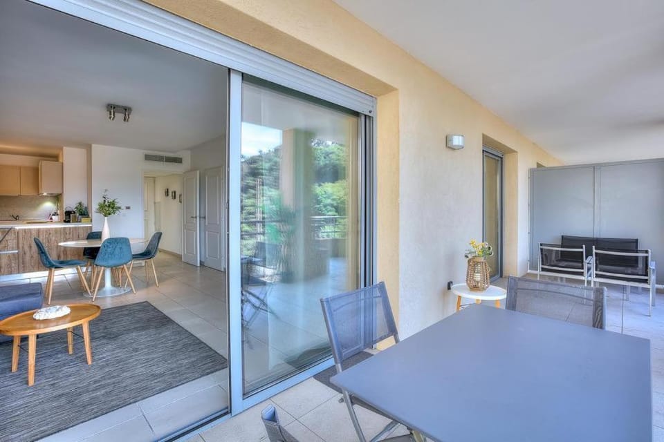 Balcony/Terrace, Living room, Seating area
