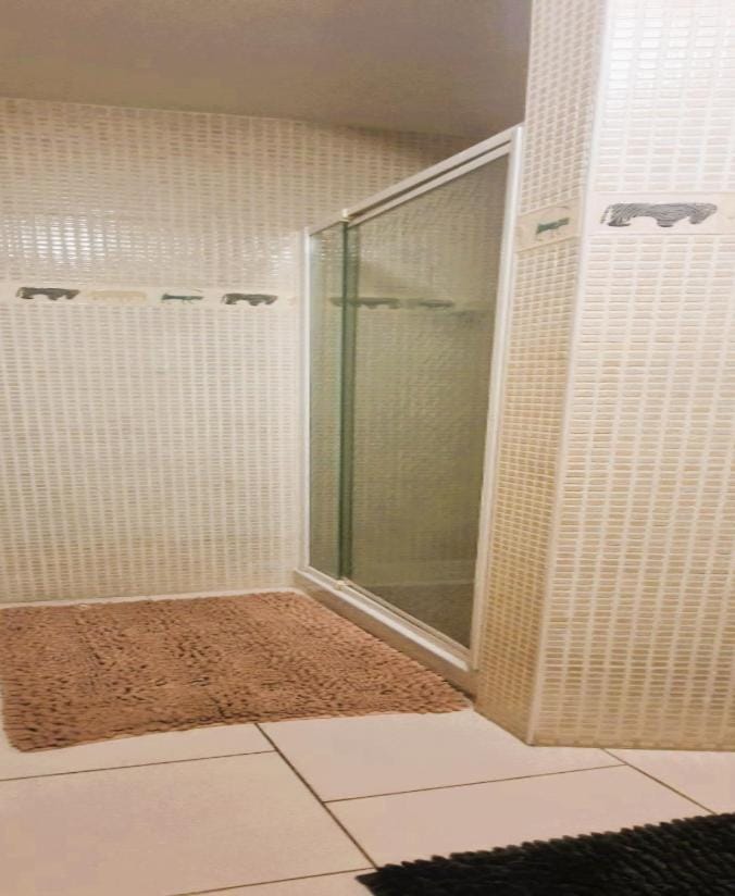 GRANDE SUITE salle de bain toilette privés Terrasse Parking prés Paris Vacation rental in Corbeil-Essonnes