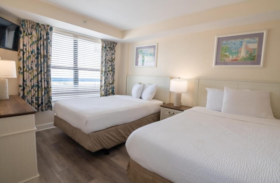 Deluxe Condo + Secluded Beach House in Myrtle Beach