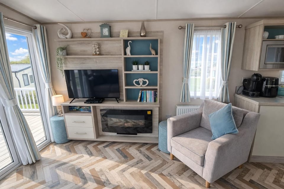Stunning 2 bedroom static caravan near the beach, at Hoburne Devon Bay Campground/ 
RV Resort in Paignton