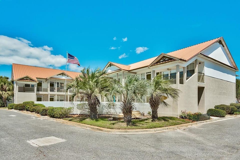 Poinciana Place #123 House in Miramar Beach