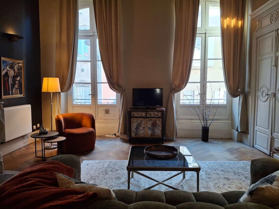 The Grand 42 - stylish apartment Apartment in Carcassonne