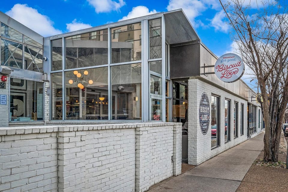 Belmont and Broadway Great for Groups House in Nashville