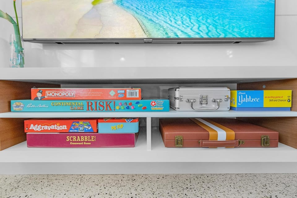 Retro Beach Retreat w/ Surf Shack in South Venice House in South Venice