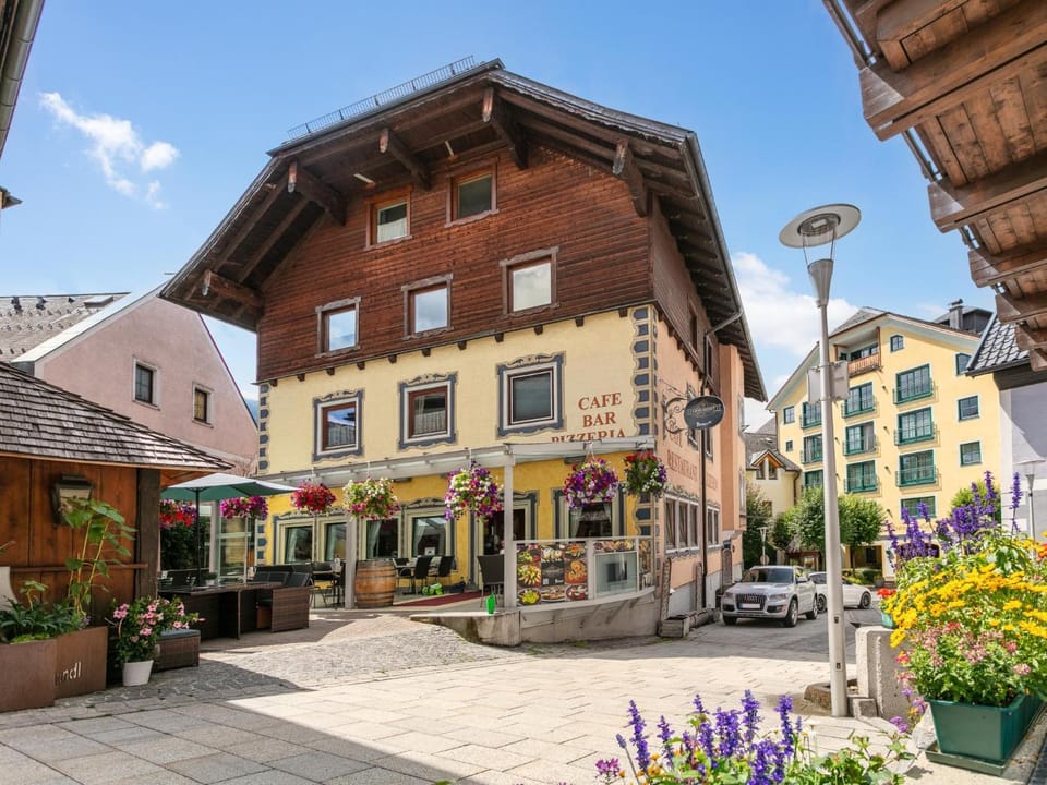Property building, Summer