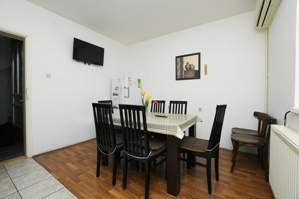 Vila Popović Plaža Bed and Breakfast in Serbia