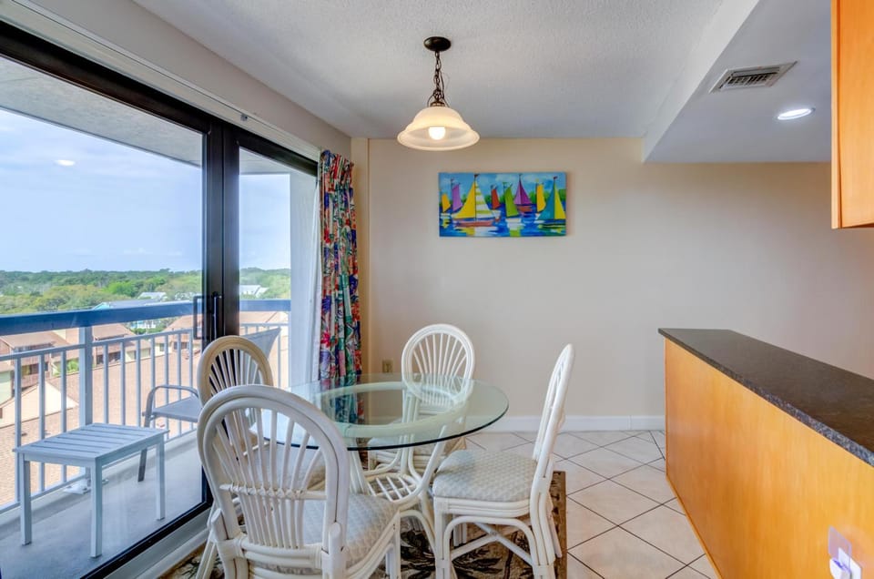 Your Beach Escape: Oceanfront Condo House in Myrtle Beach