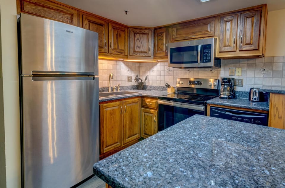 Stunning Views + Spacious Balcony House in Myrtle Beach