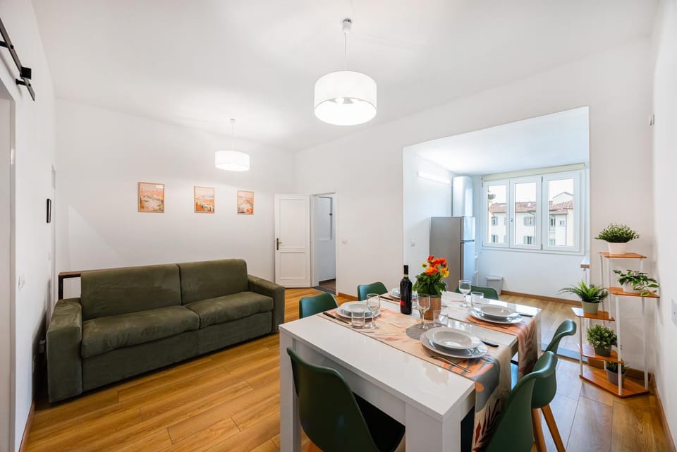 Machiavelli Penthouse Apartment in Florence