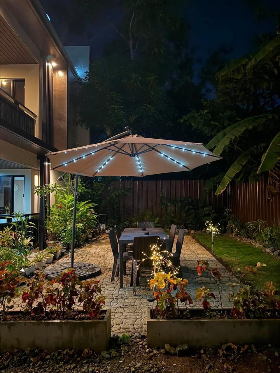 Night, Garden