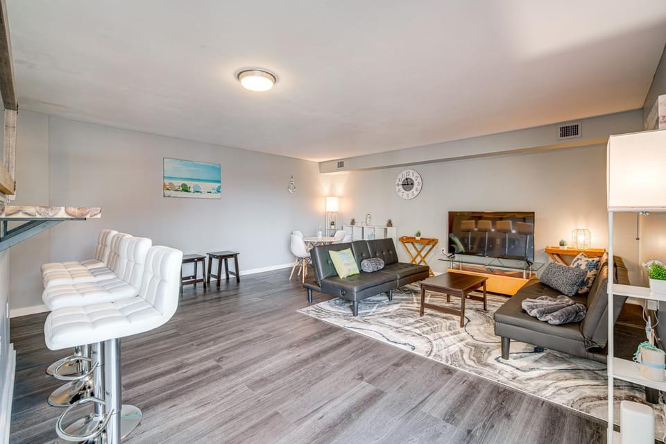 Walk to Casino: Condo w/ Balcony in Atlantic City! House in Atlantic City