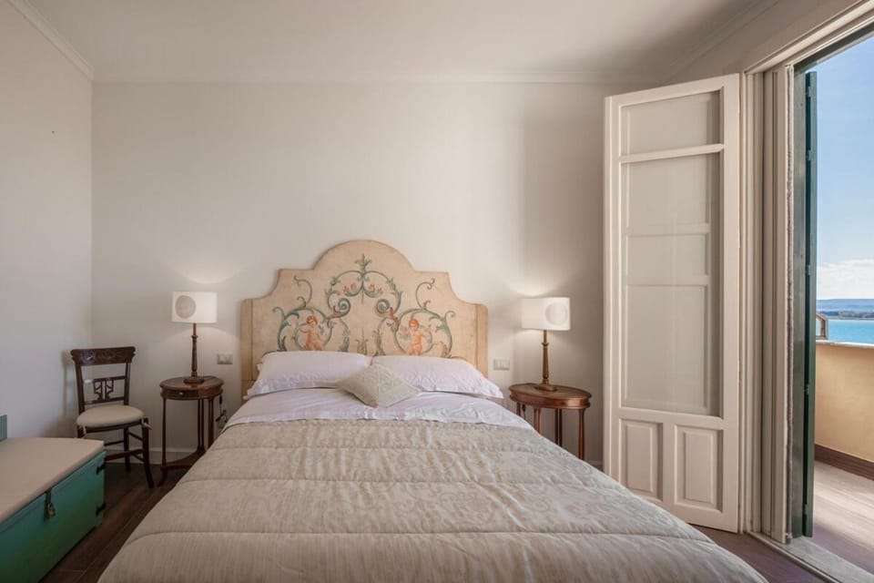 Bedroom, Sea view