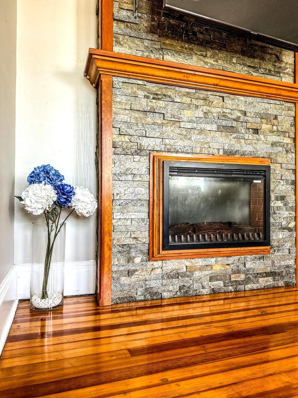 The Red House Albany NY 4 Bedroom Private Apartment Apartment in Albany
