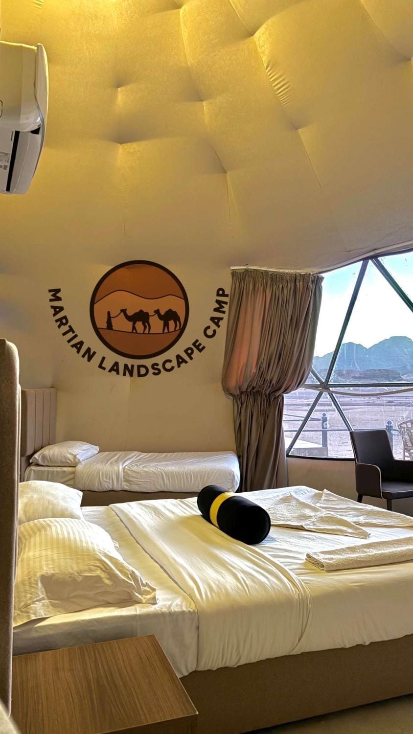 Natural landscape, Photo of the whole room