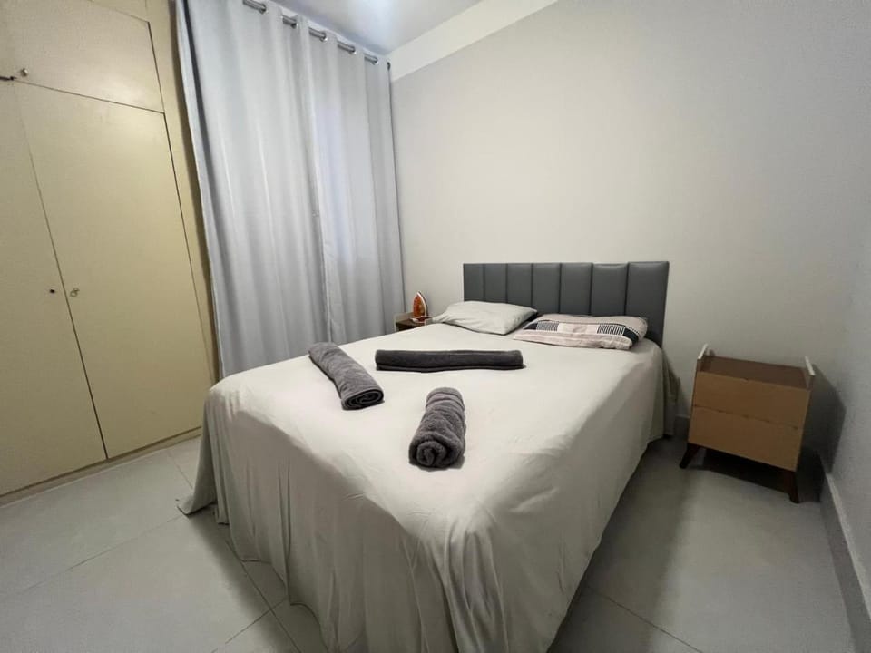 Bed, Bedroom, towels, wardrobe