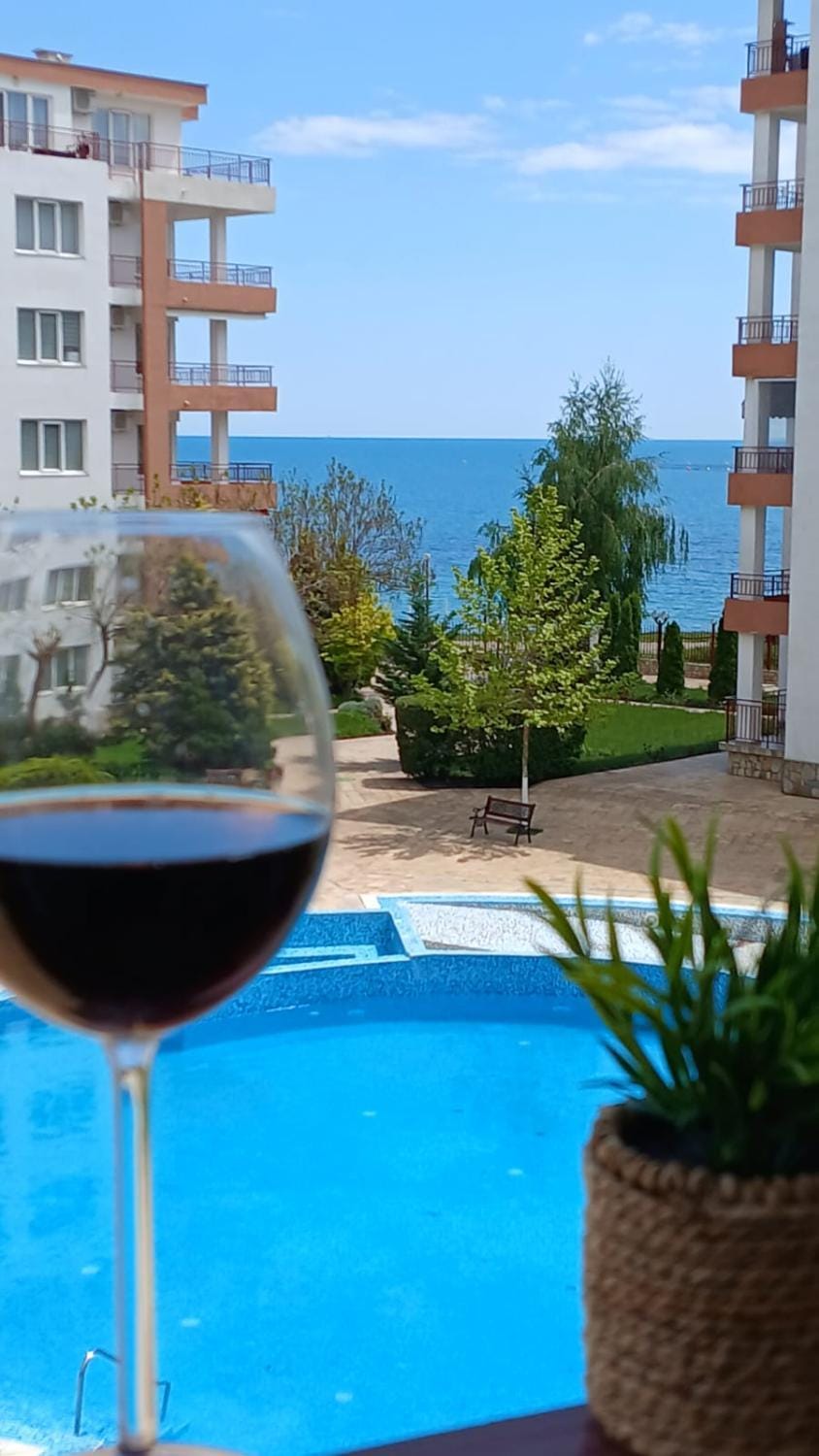 Garden, Swimming pool