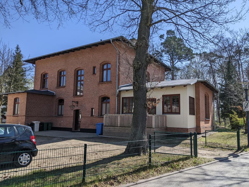 Property building, Parking