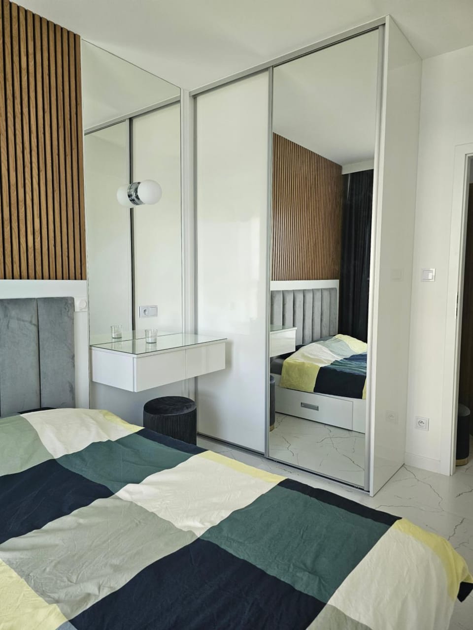 Apartment Chopin Airport Stay Włochy Apartment in Warsaw