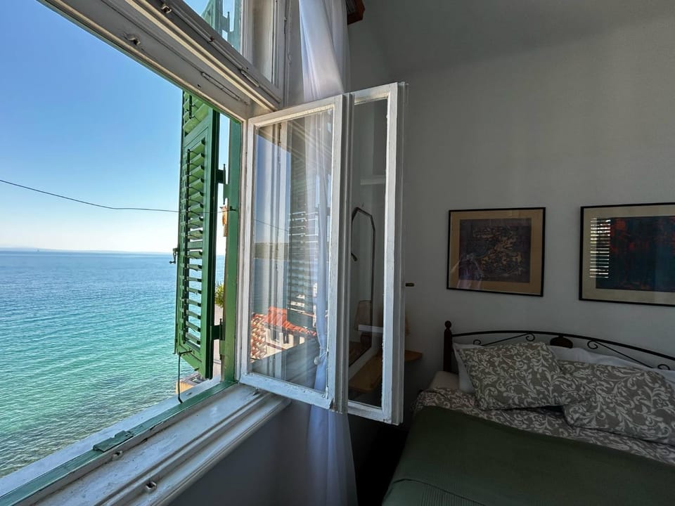 Bed, View (from property/room), Bedroom, Sea view