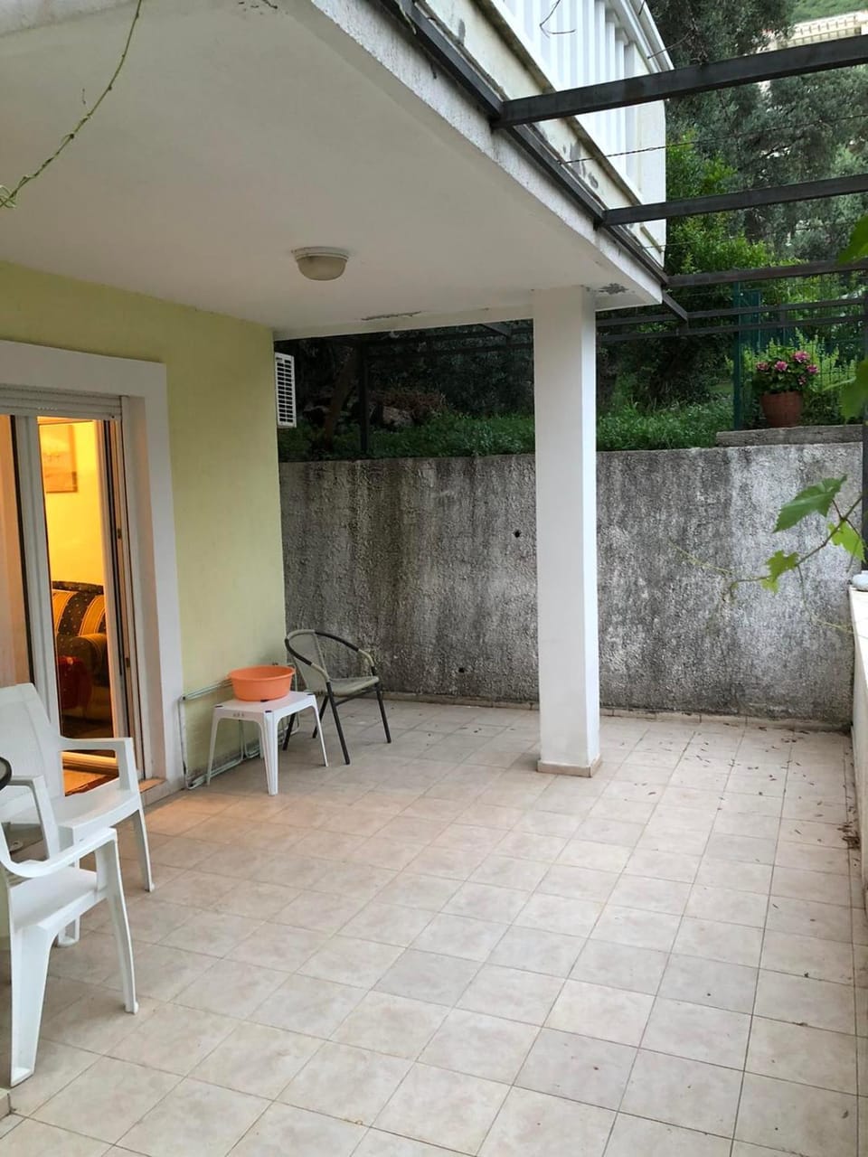 Patio, Day, Balcony/Terrace