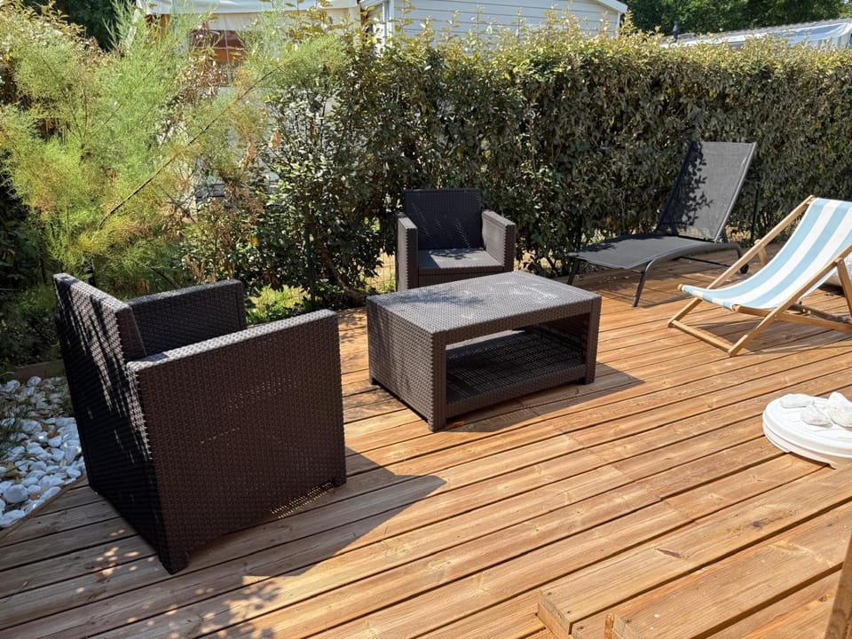 Joli Mobilhome 4 personnes proche Mimizan océan et lac Chalet in Mimizan