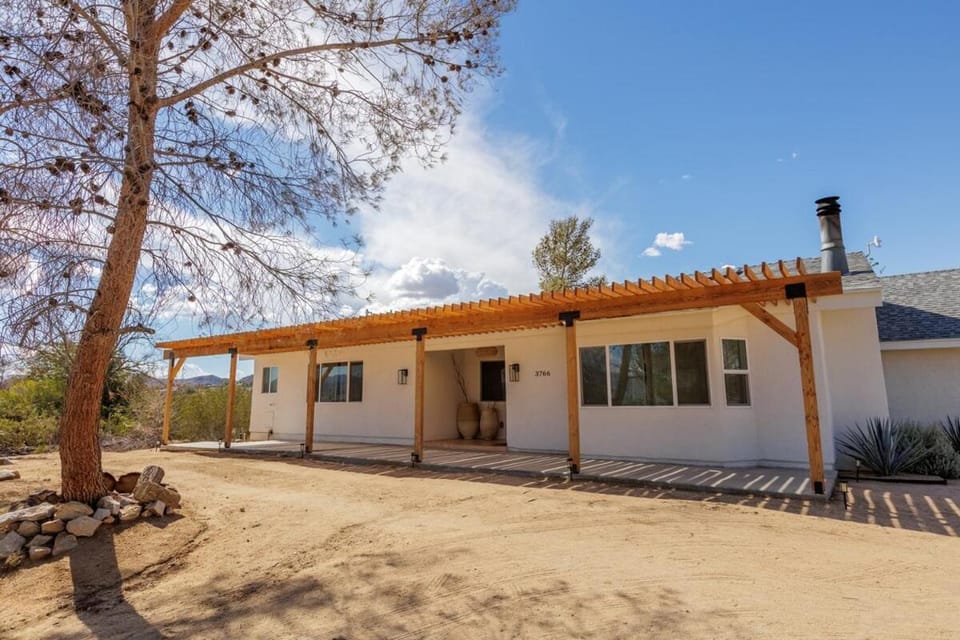 L'Escape Joshua Tree House in Southern California