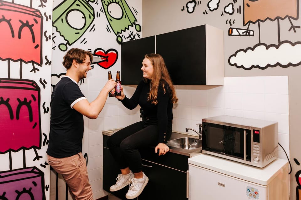 People, Kitchen or kitchenette, Decorative detail, minibar