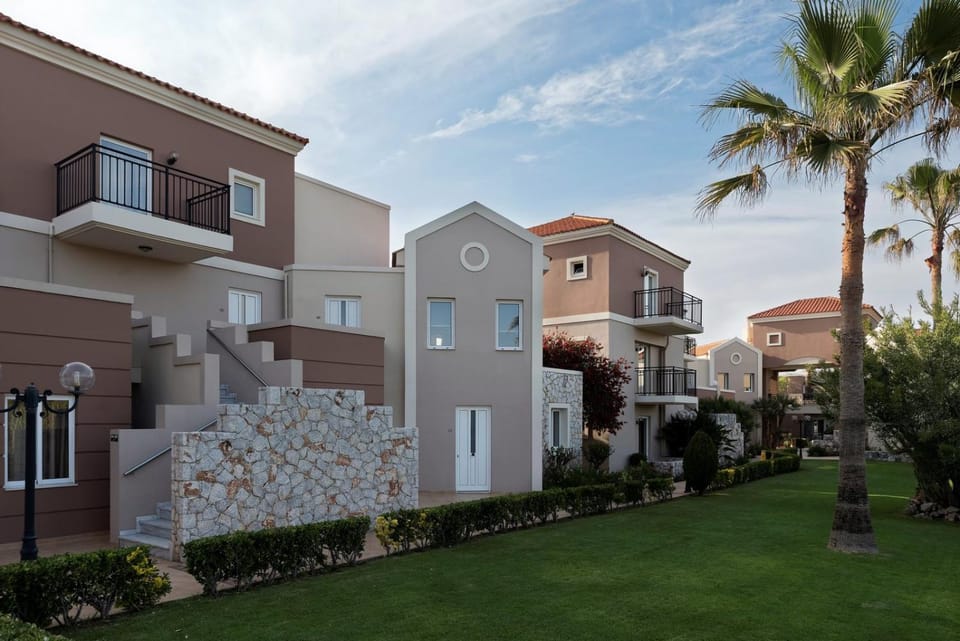 Property building, Garden, Garden view