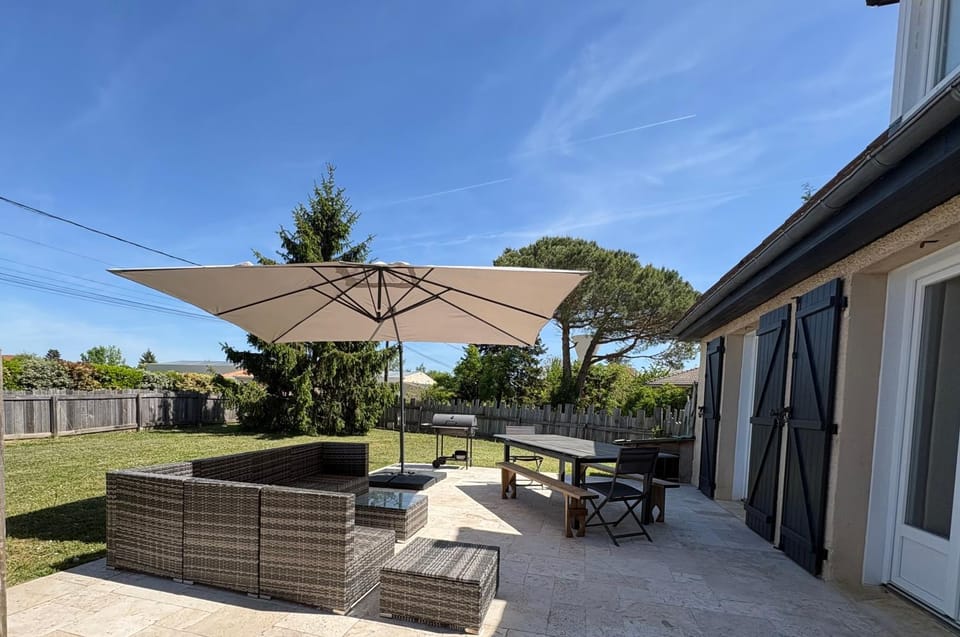 Maison Salignac 9 personnes Villa in Occitanie
