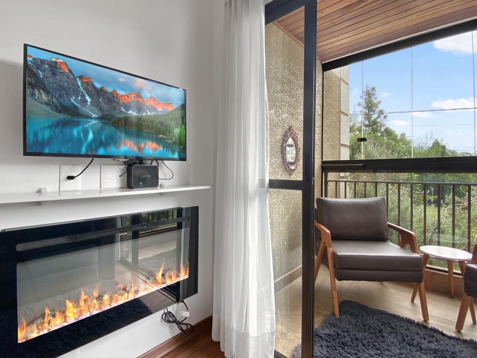 TV and multimedia, Balcony/Terrace, Living room, Seating area