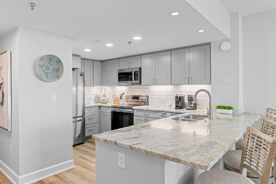 Jade East Towers 1020 by Newman-Dailey Apartment in Destin