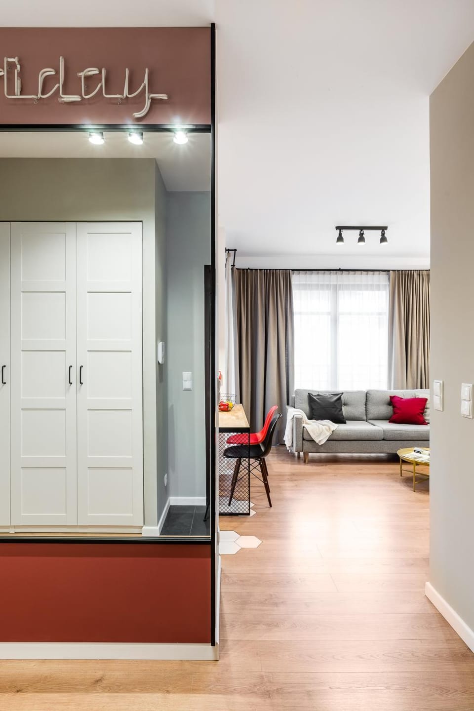 Living room, Seating area