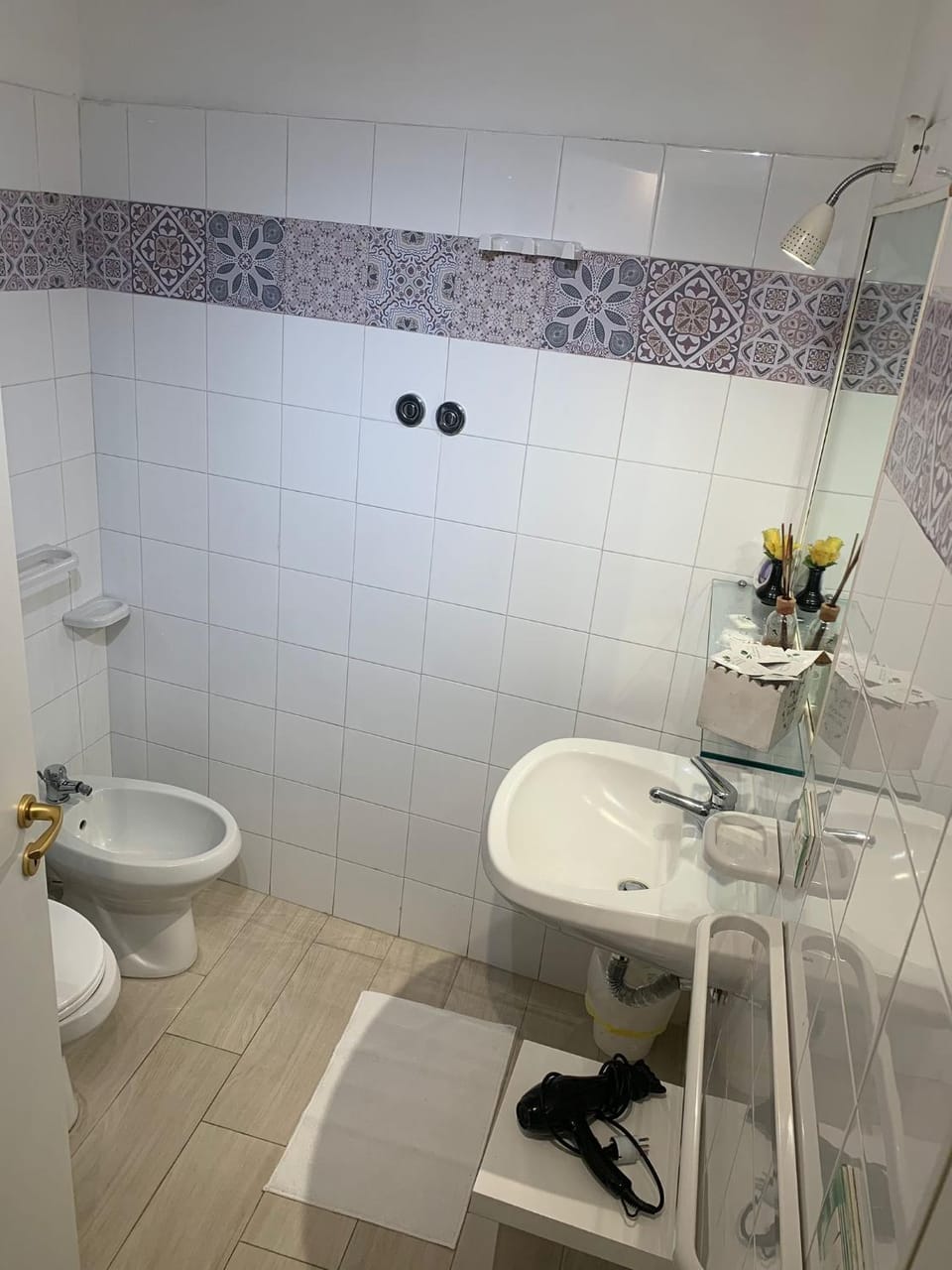 Bathroom, bidet