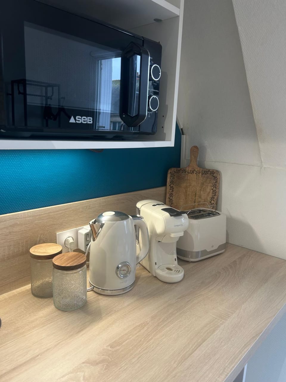 Coffee/tea facilities, Kitchen or kitchenette