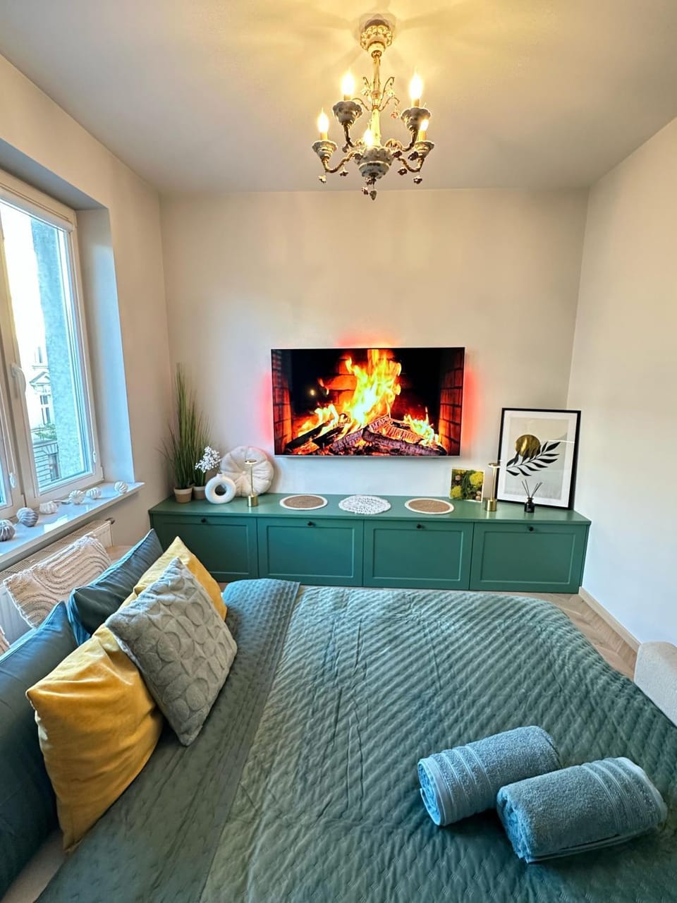 TV and multimedia, Living room, Seating area
