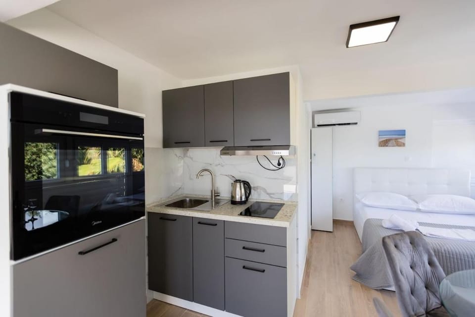 Digital Nomad Friends Apartment in Šibenik-Knin County, Croatia