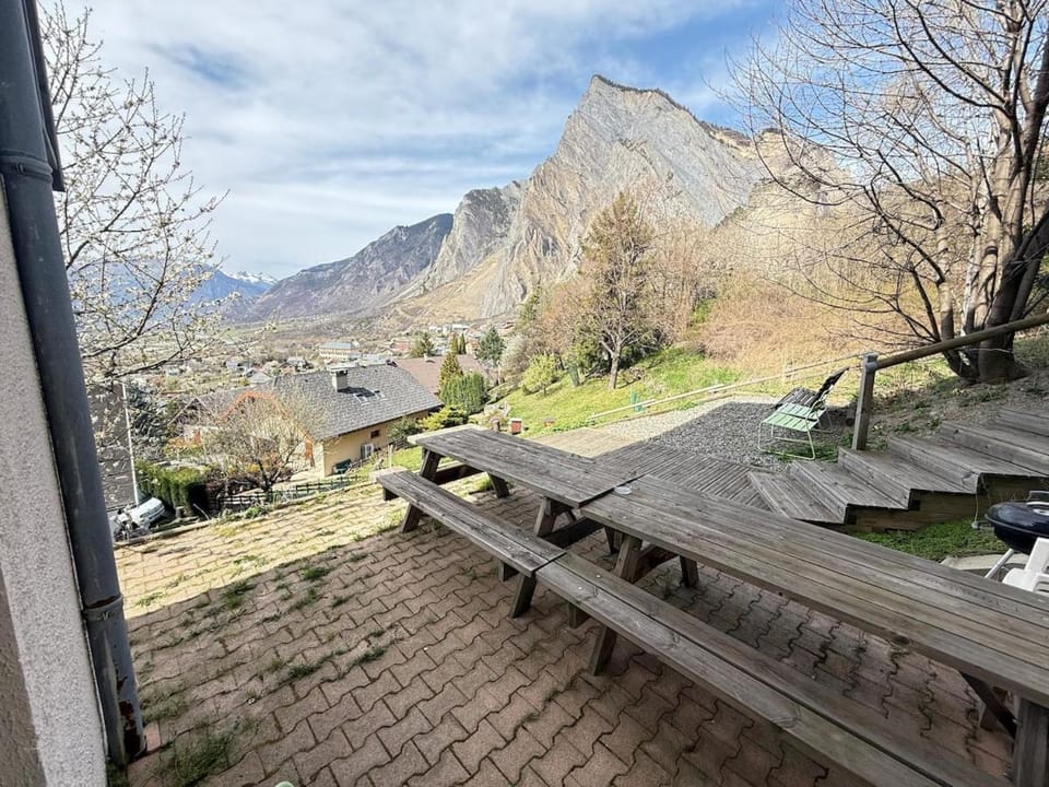 Day, Natural landscape, Mountain view